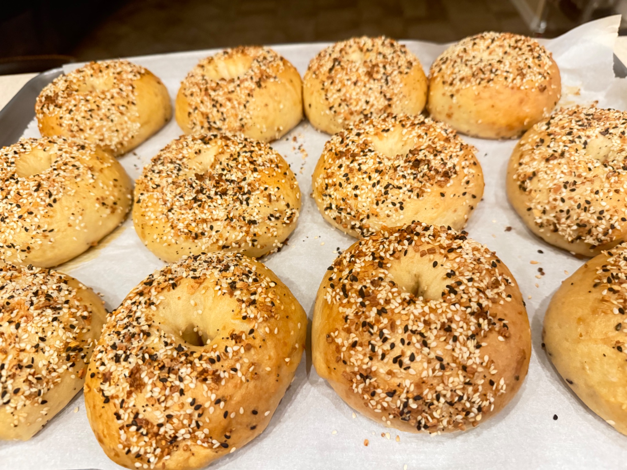 Everything sourdough bagels